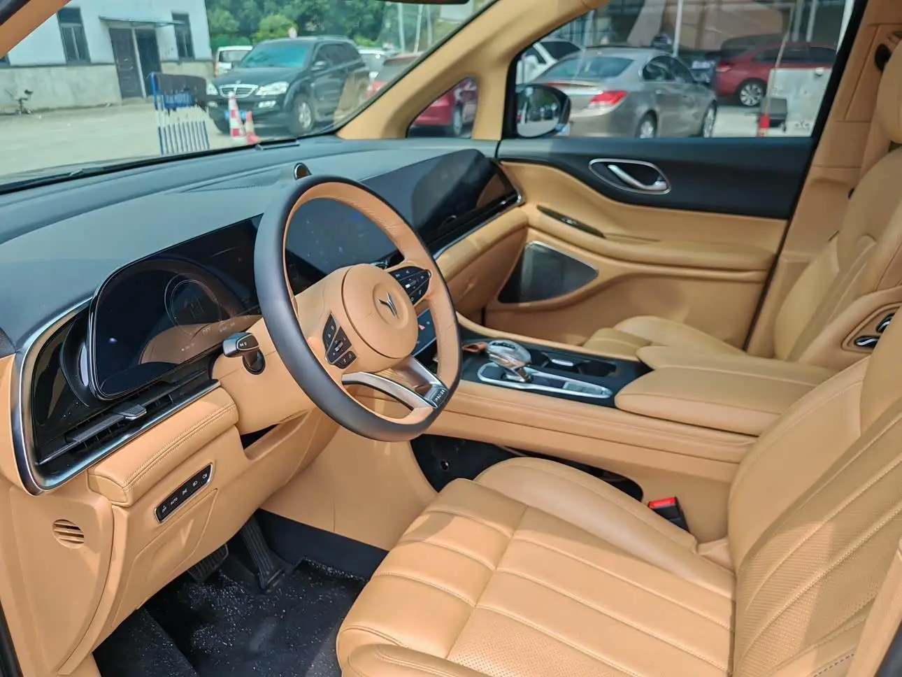 Voyah Auto Voyah Dreamer 2023 — Şəkil 9/9