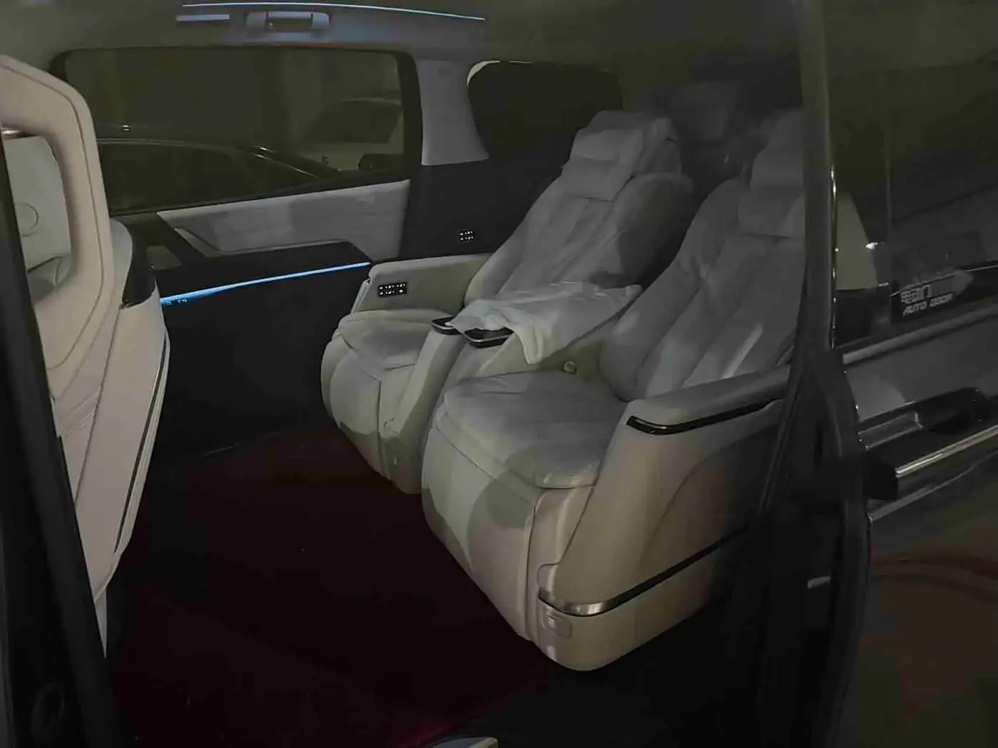 Buick Century 2025 — Photo 3/4