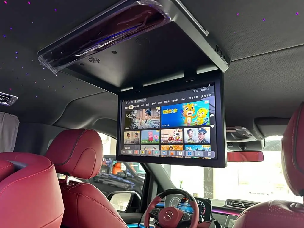 Mercedes-Benz Vito 2023 — Photo 13/20