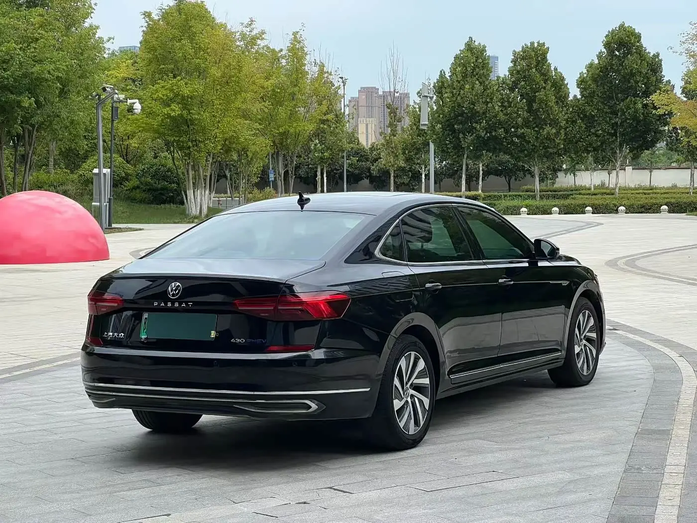 Volkswagen Passat New Energy 2021 — Фото 7/9