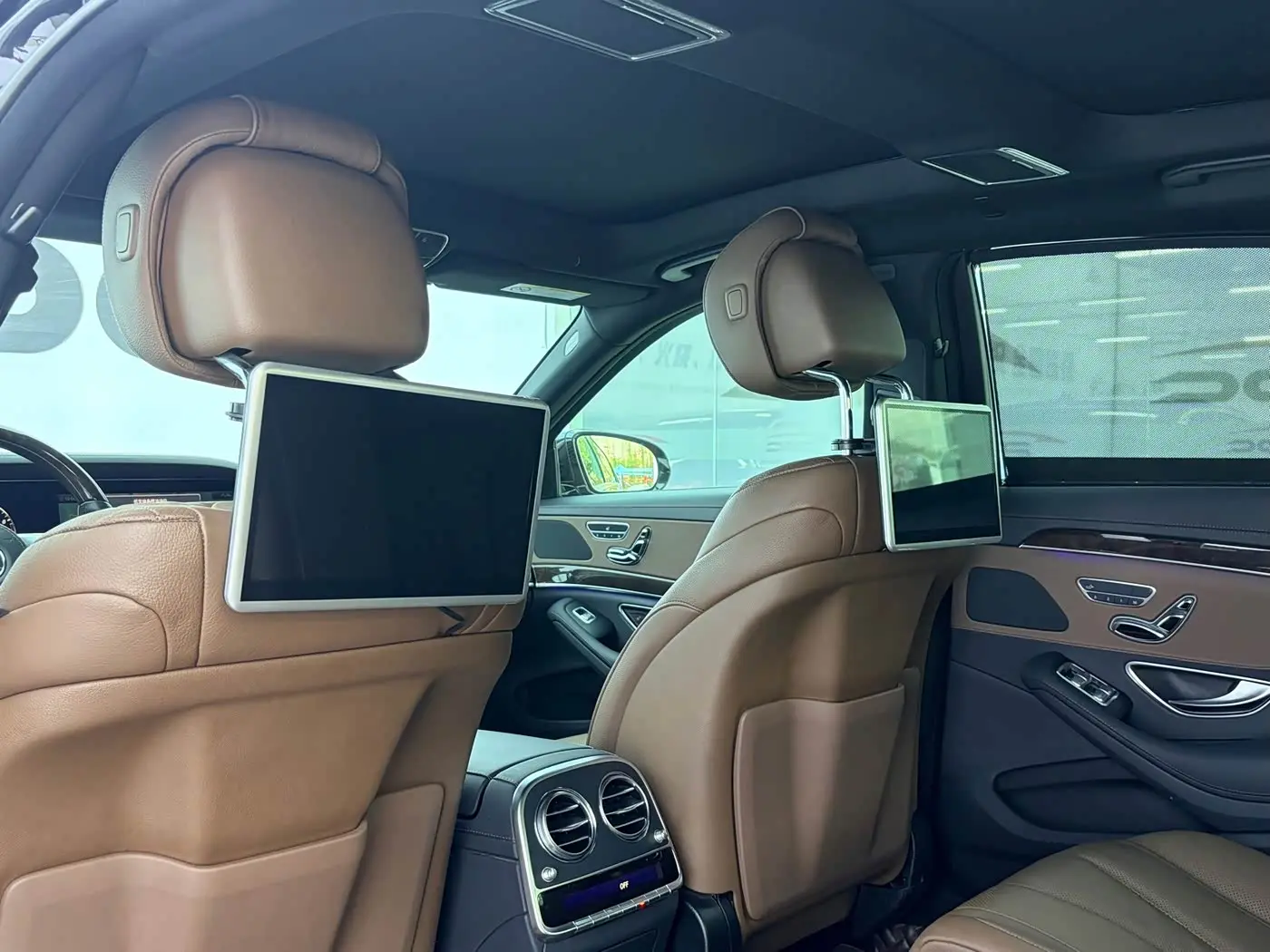 Mercedes-Benz S-Class 2020 — Photo 13/20