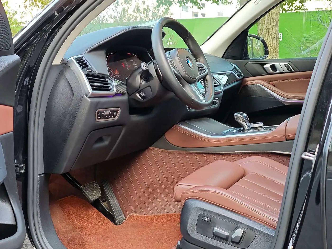 BMW X5 2019 — Photo 4/17
