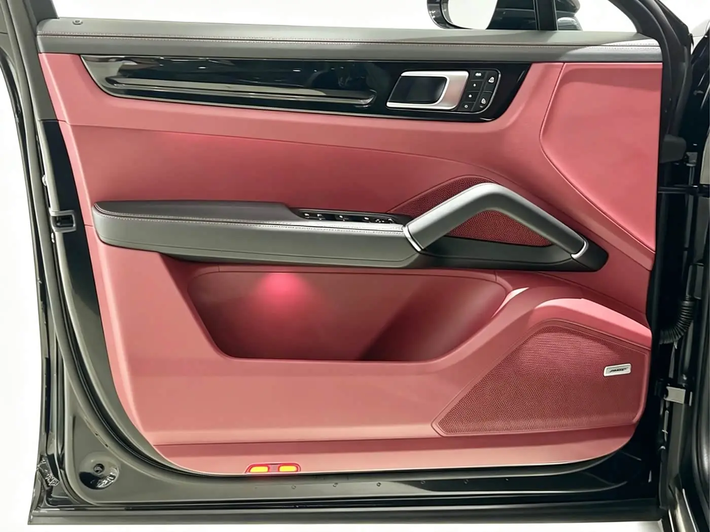 Porsche Cayenne 2023 — Photo 7/13