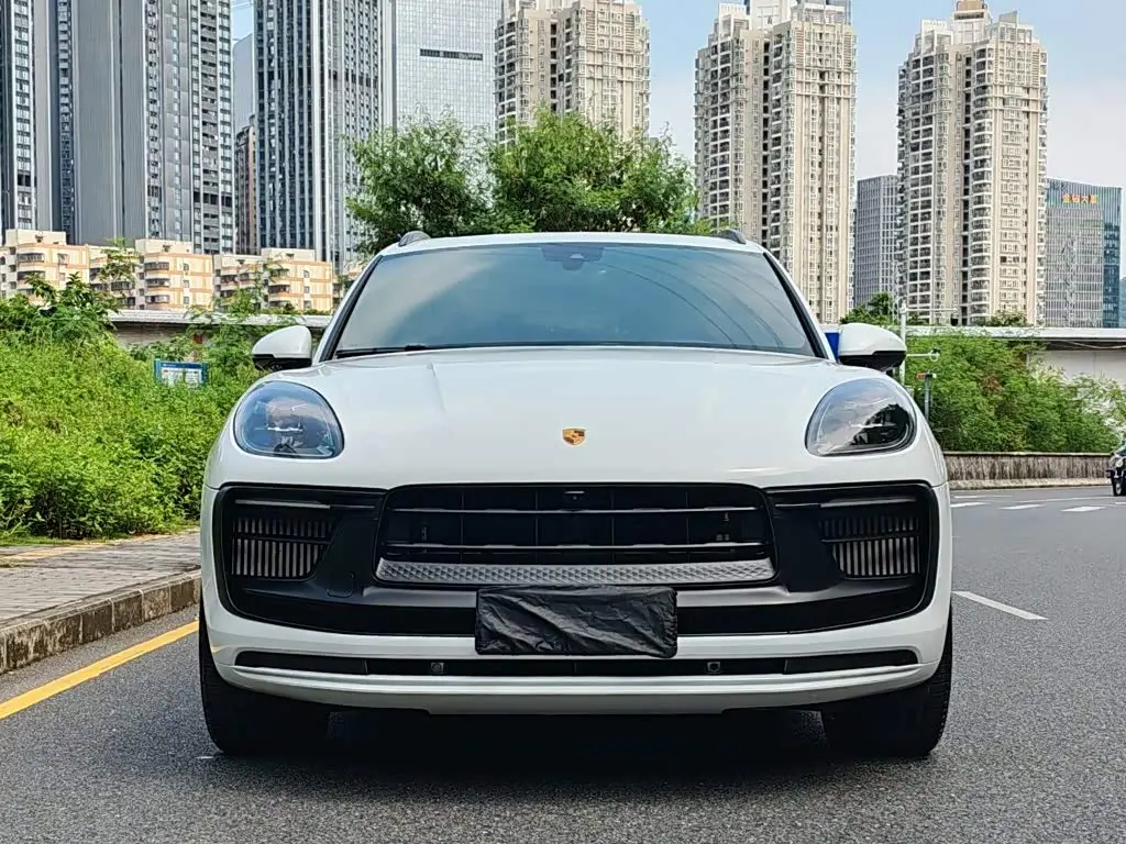 Porsche Macan 2023 — Фото 2/20