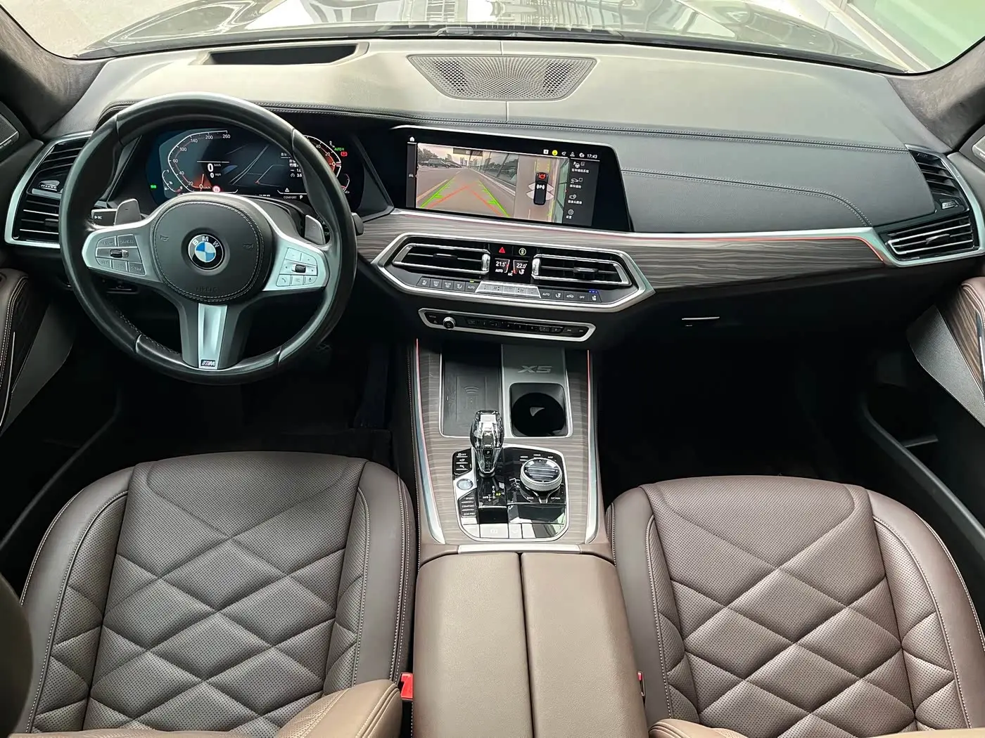 BMW X5 2023 — Photo 18/20