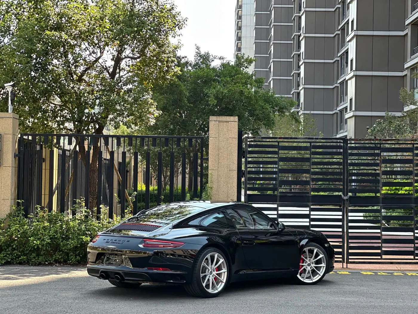 Porsche 911 2019 — Photo 4/16