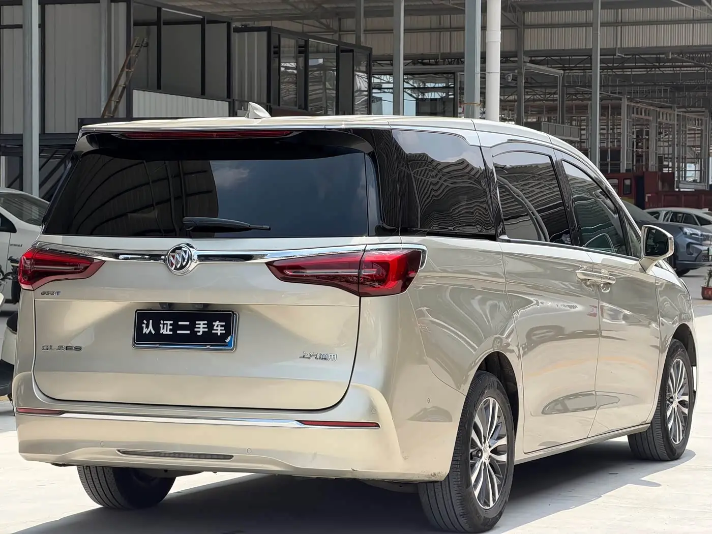 Buick GL8 2022 — Фото 15/16