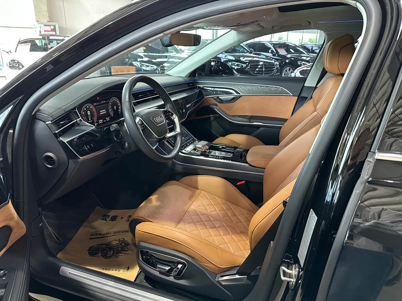 Audi A8 2024 — Photo 10/17