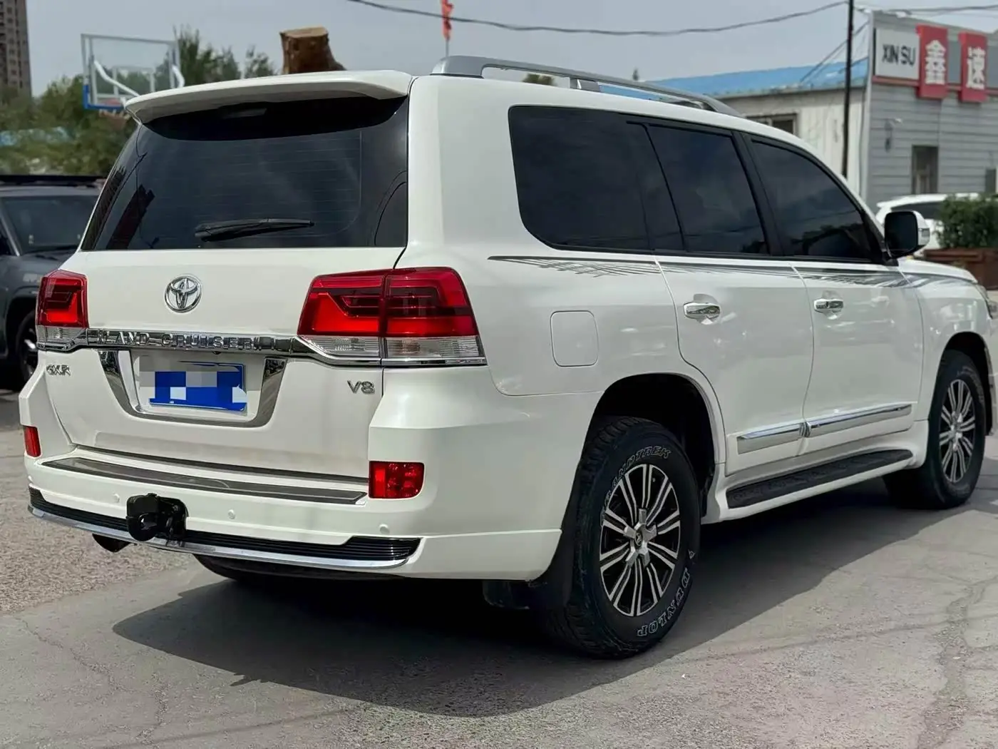 Toyota Land Cruiser 2015 — Photo 9/15