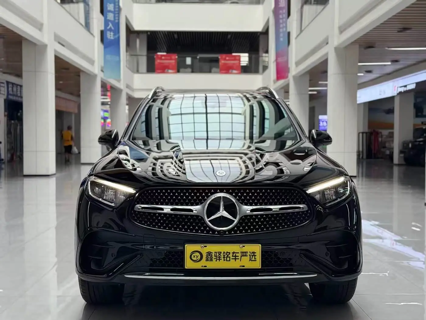 Mercedes-Benz GLC 2025 — Photo 2/20