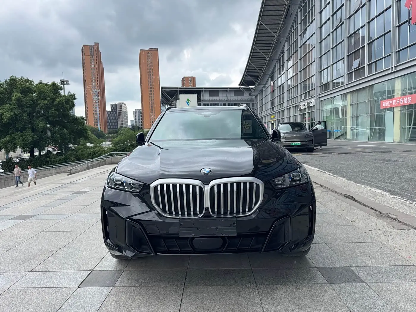 BMW X5 2024 — Photo 2/12