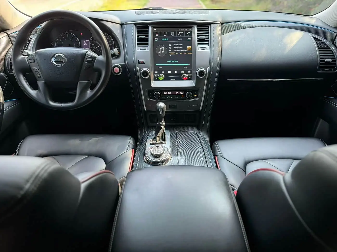Nissan Patrol 2019 — Photo 7/9