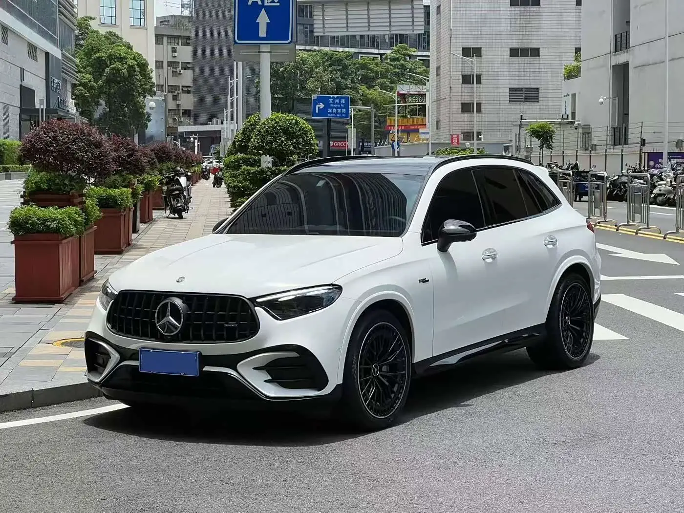 Mercedes-Benz GLC AMG, 2026