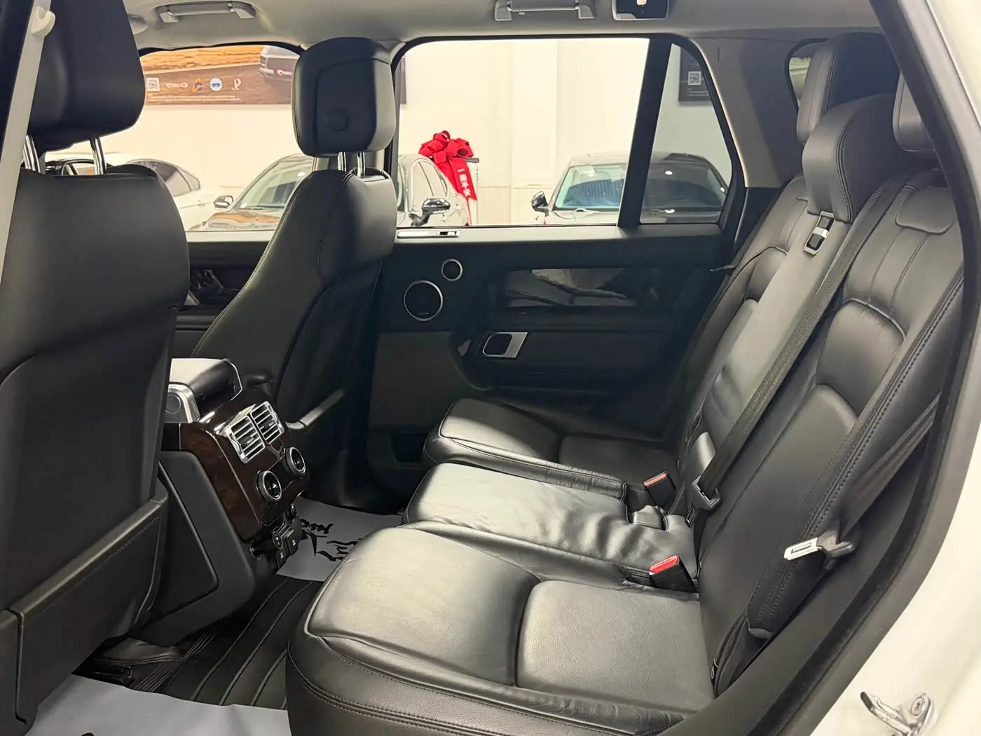 Land Rover Range Rover 2020 — Şəkil 8/20