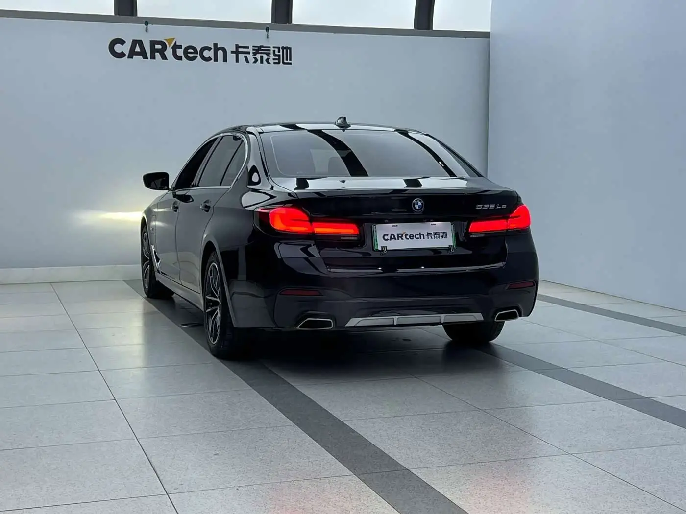 BMW 5 Series New Energy 2024 — Photo 4/10