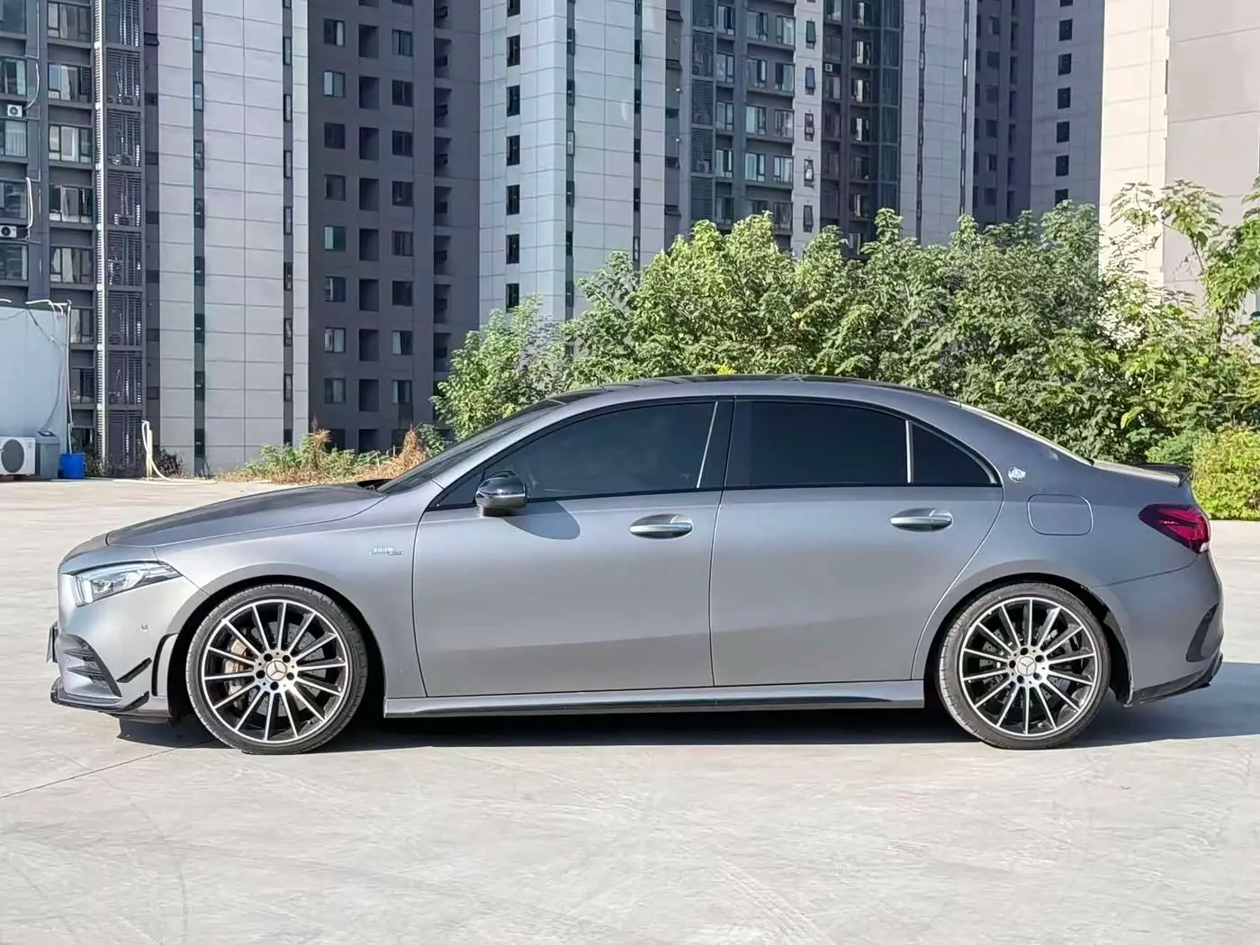 Mercedes-Benz A-Class AMG 2023 — Фото 4/15