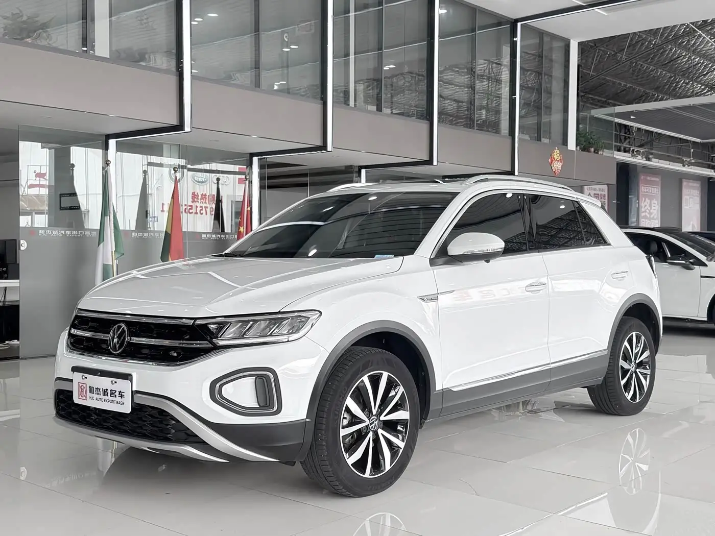Volkswagen T-ROC, 2023