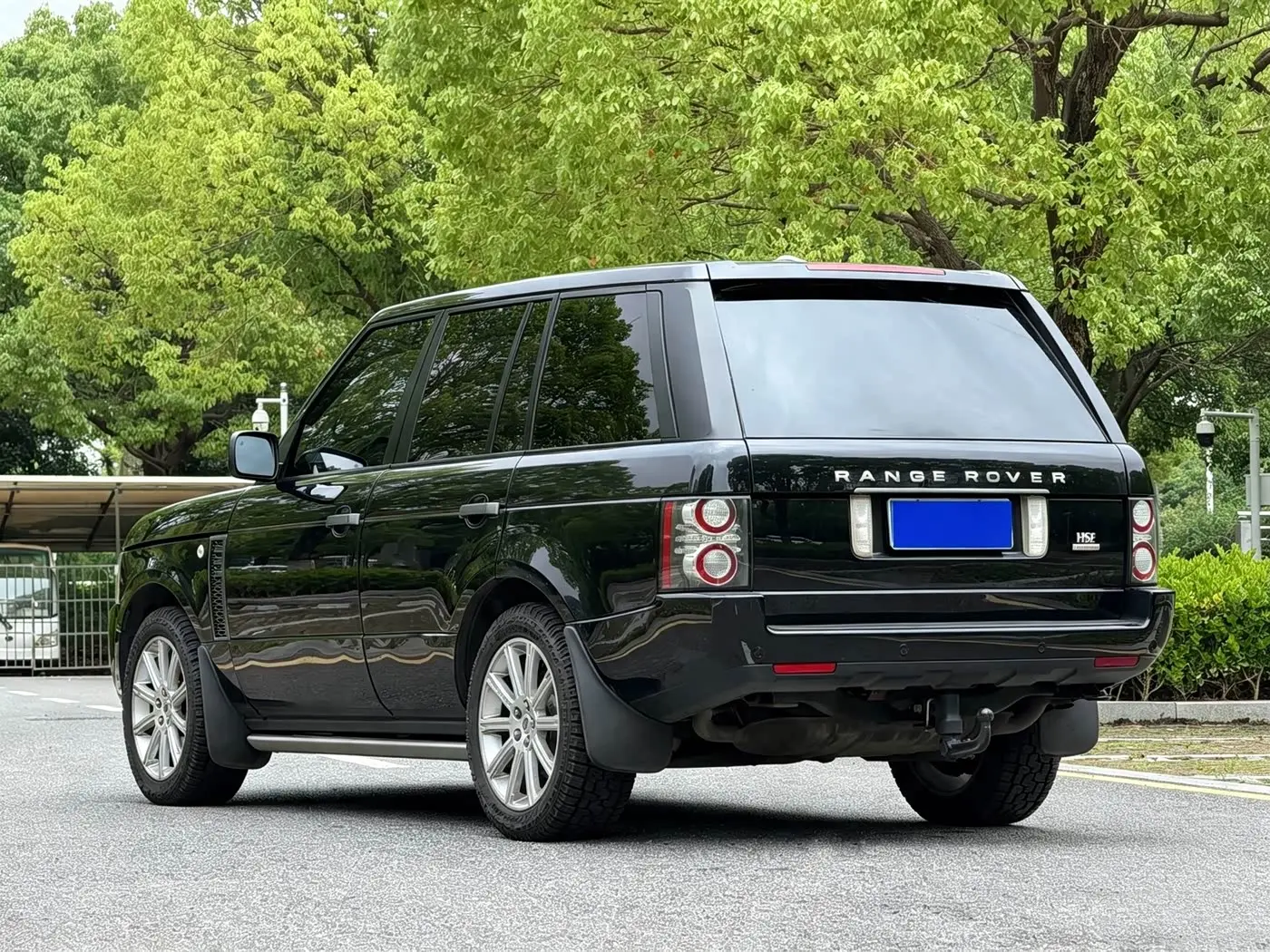 Land Rover Range Rover 2011 — Фото 4/15