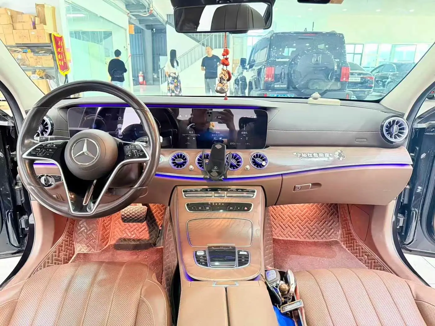 Mercedes-Benz E-Class 2021 — Фото 8/9