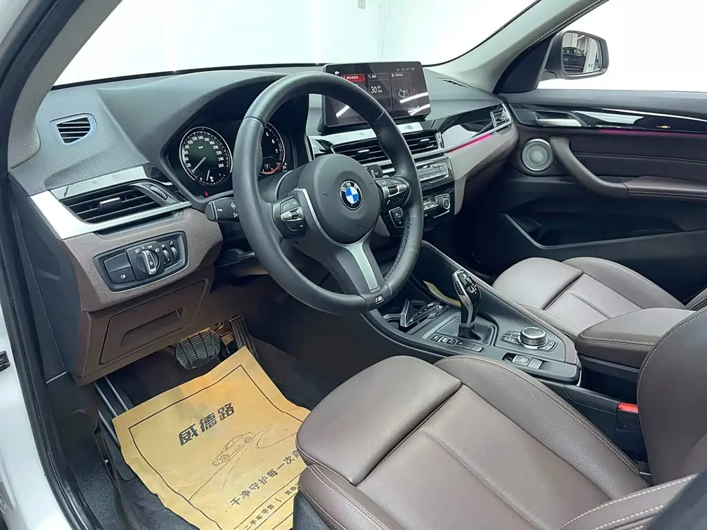 BMW X1 2022 — Фото 15/20