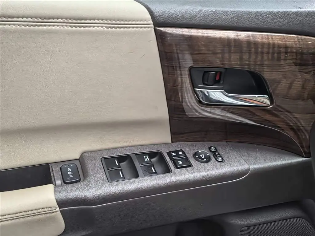 Honda Odyssey 2018 — Фото 13/20