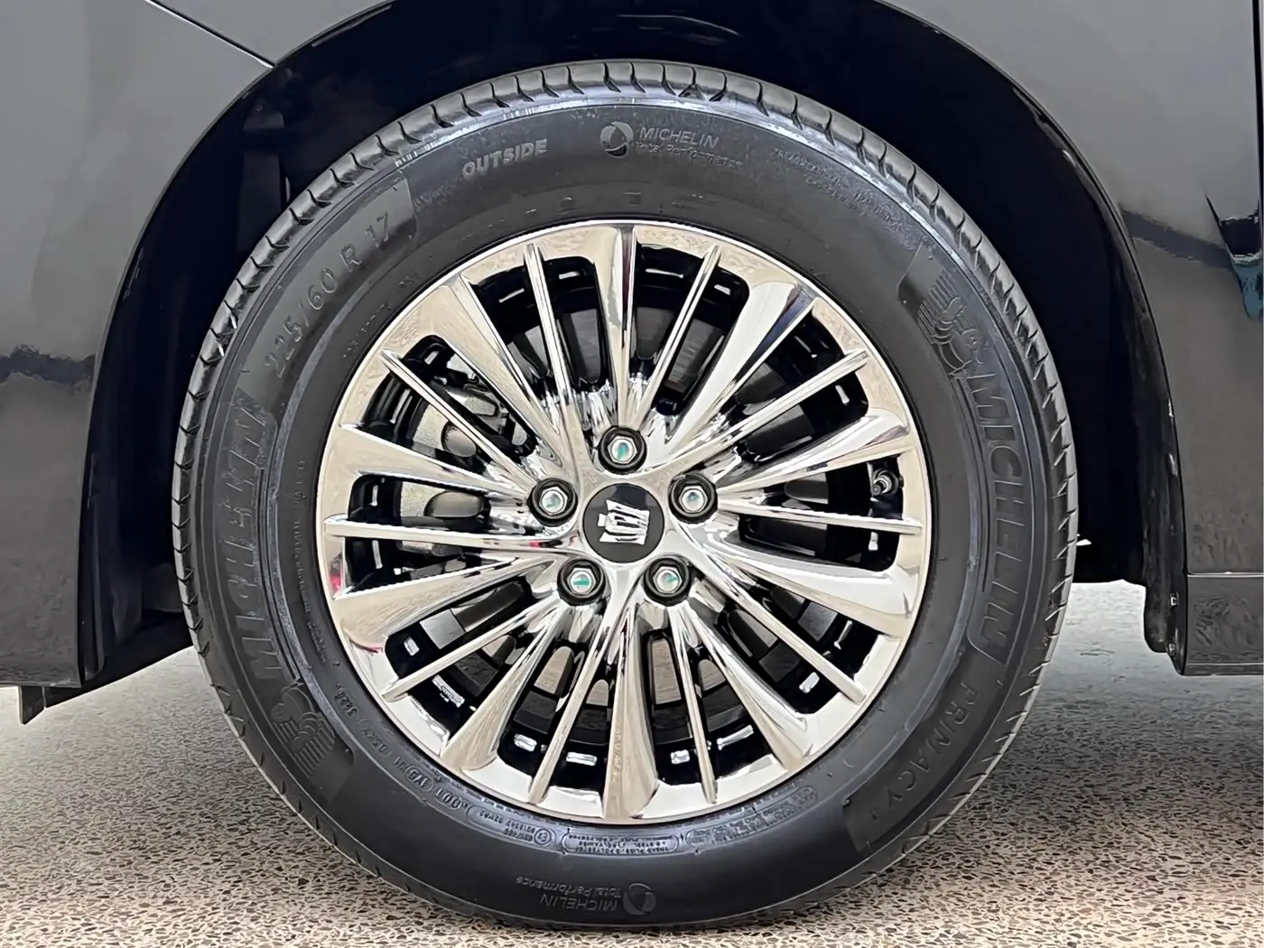 Toyota Vellfire 2022 — Photo 11/20