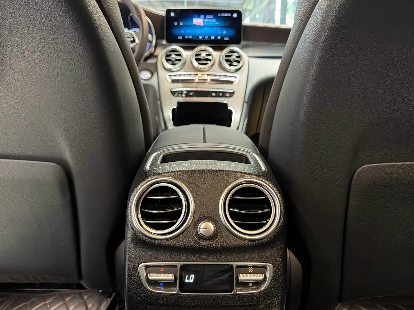 Mercedes-Benz GLC 2020 — Фото 16/19