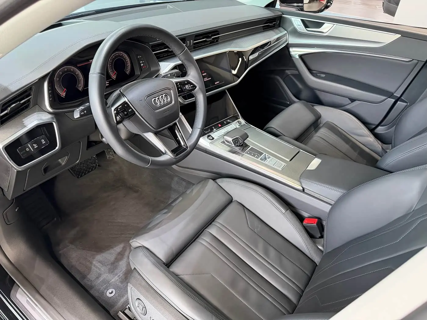 Audi A7 2023 — Фото 5/20