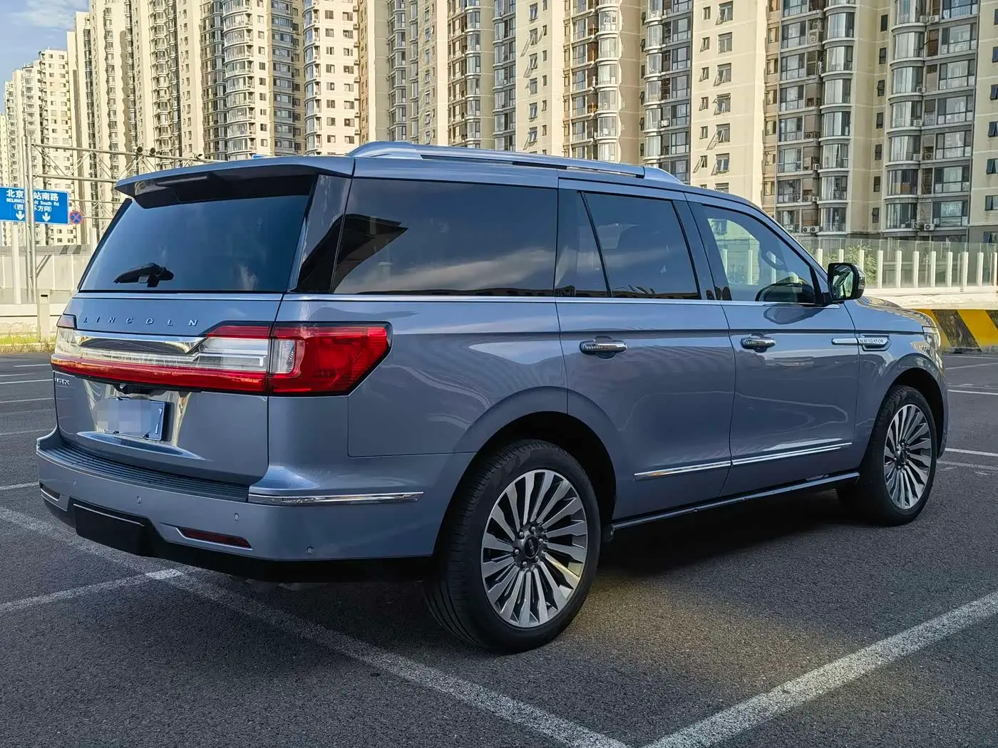 Lincoln Navigator 2019 — Фото 16/20