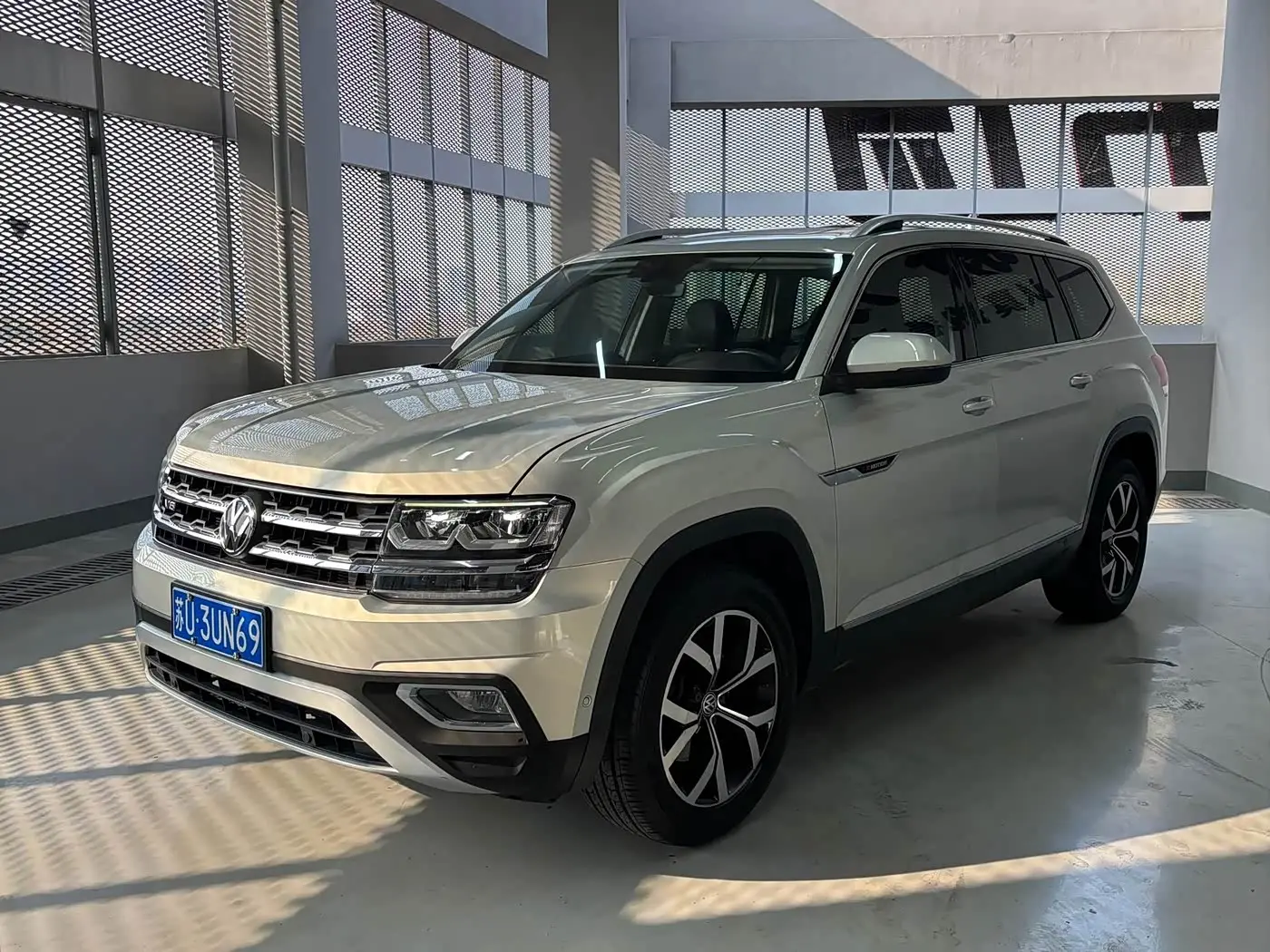 Volkswagen Teramont 2017 — Şəkil 1/15