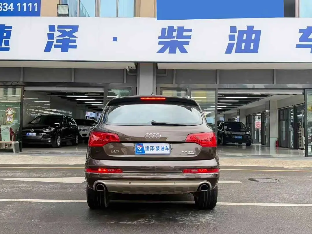 Audi Q7 2013 — Photo 6/12