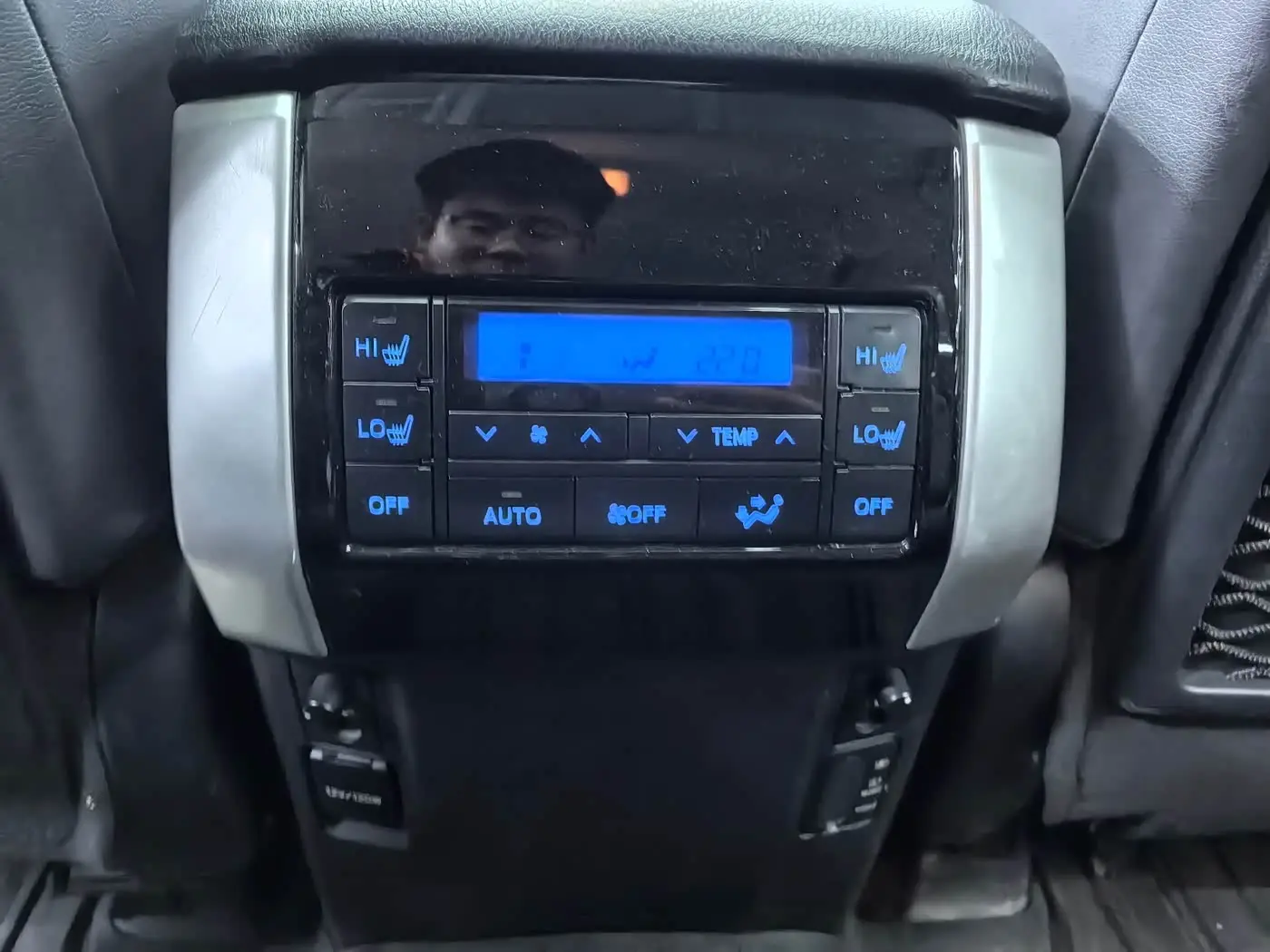 Toyota Prado 2018 — Photo 14/19