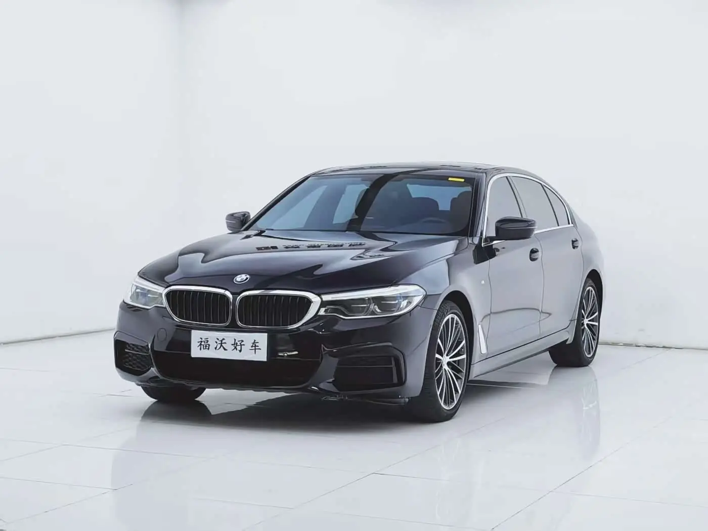 BMW 5 Series 2019 — Фото 1/20