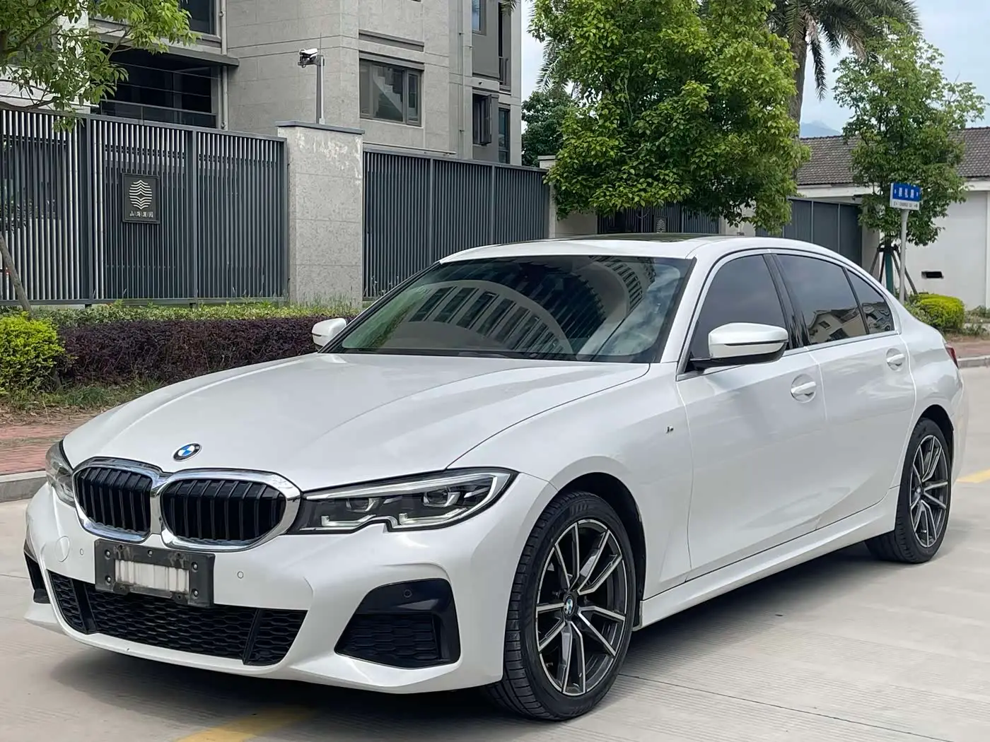 BMW 3 Series, 2022