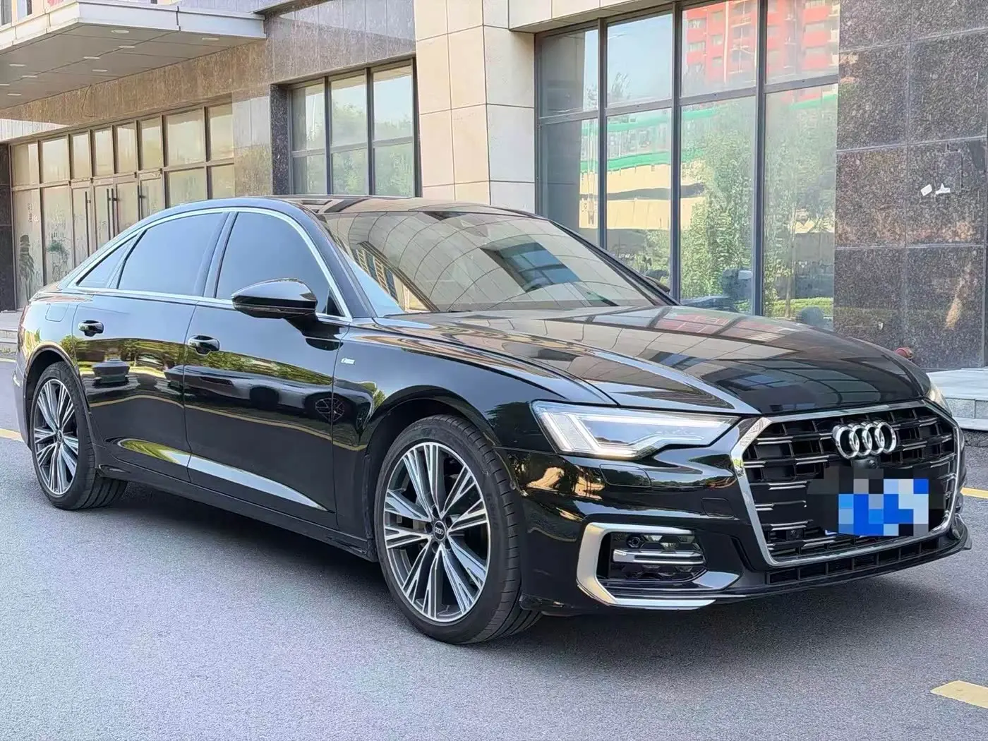 Audi A6L 2024 — Фото 3/9