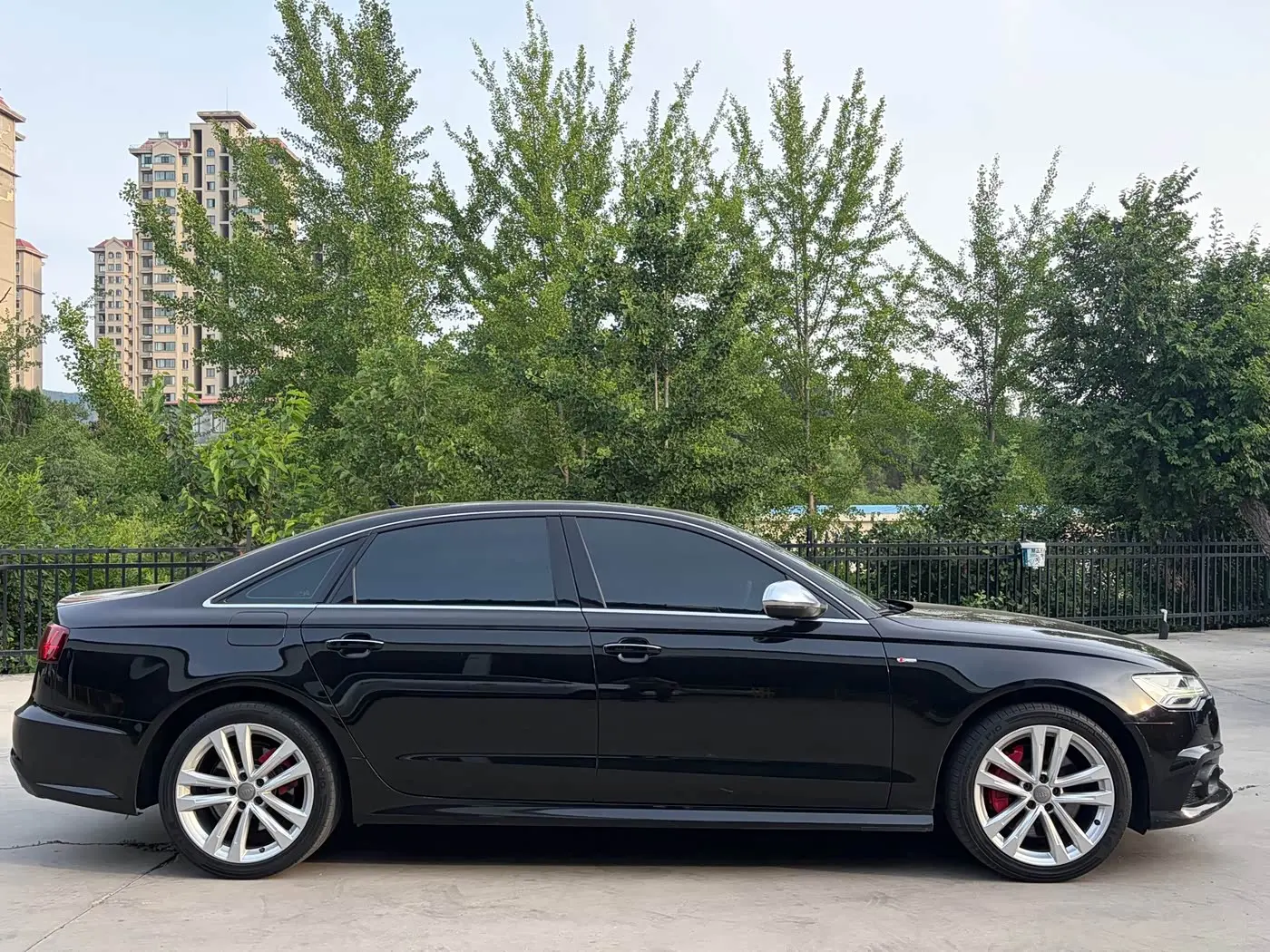 Audi A6L 2018 — Фото 3/10