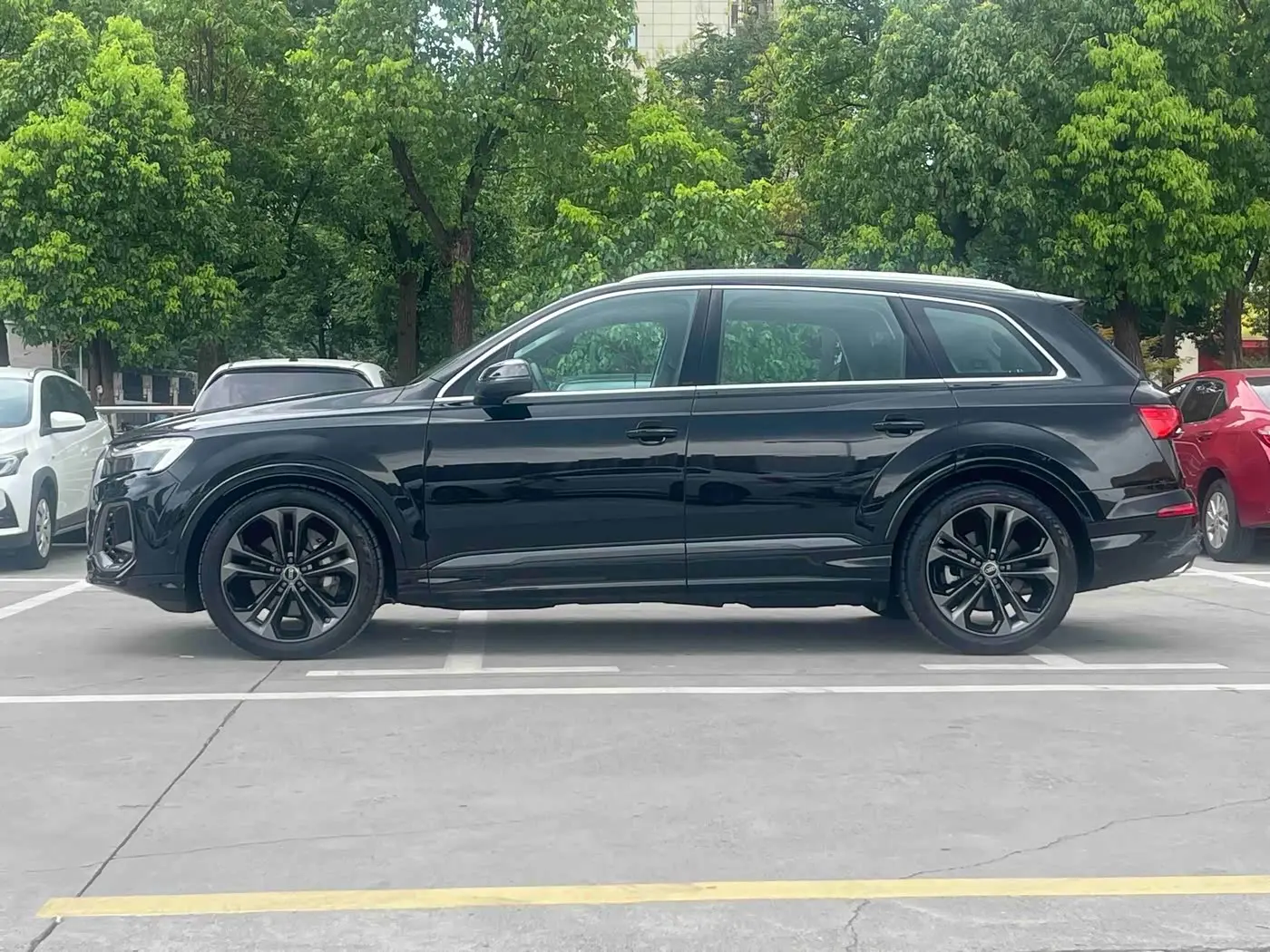 Audi Q7 2025 — ფოტო 3/18