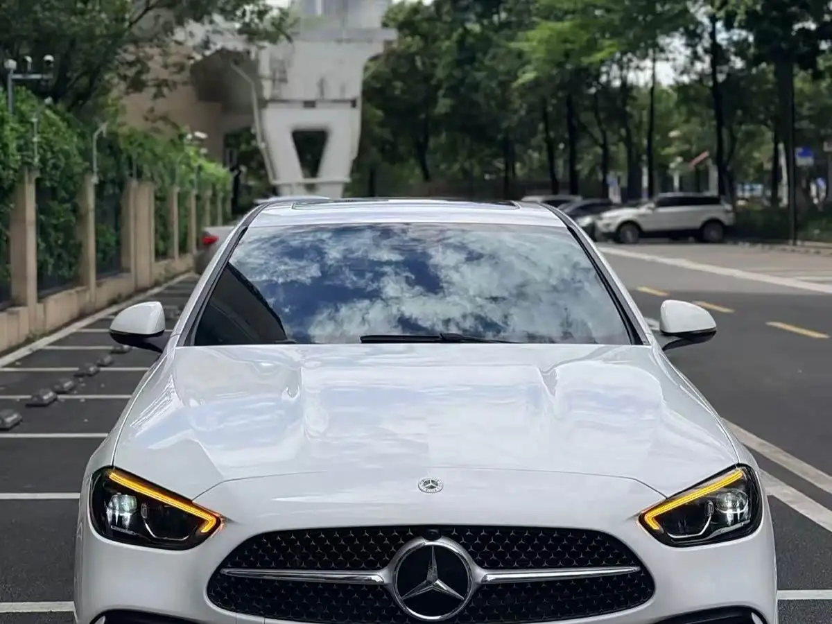 Mercedes-Benz C-Class, 2022