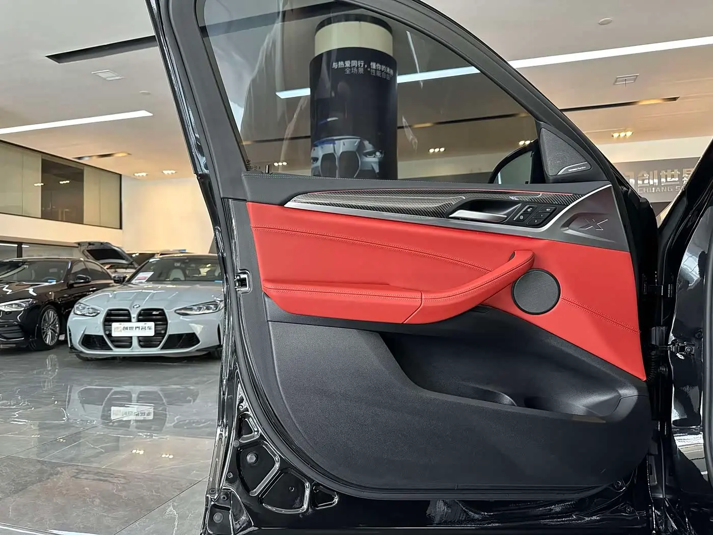 BMW X4 M 2025 — Photo 14/19