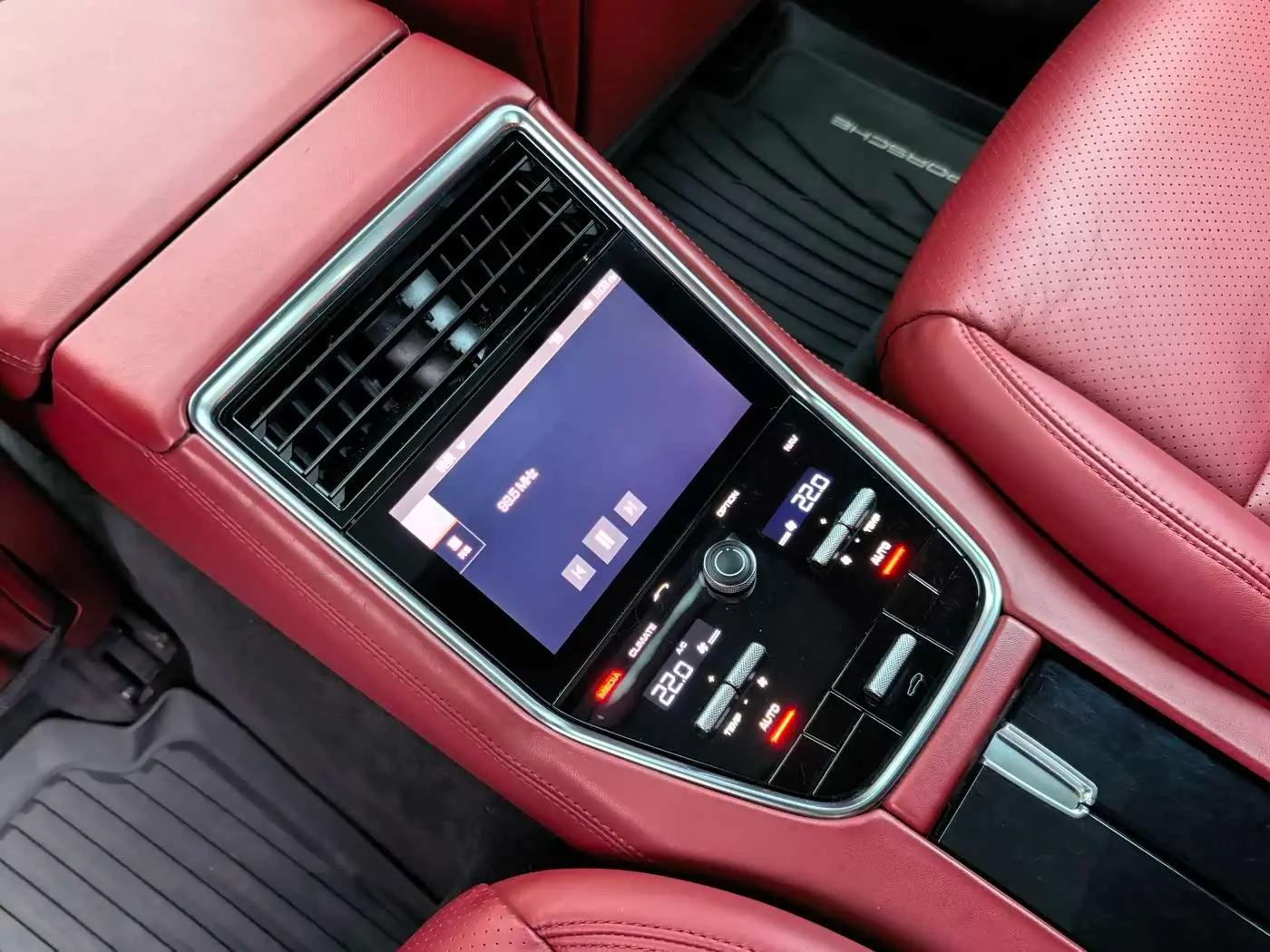 Porsche Panamera 2020 — Şəkil 10/20