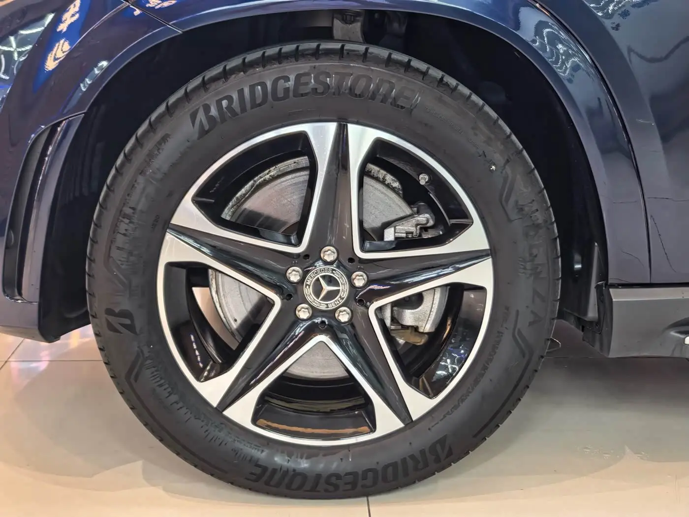 Mercedes-Benz GLE New Energy 2021 — Photo 9/20
