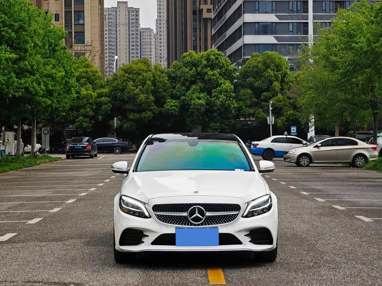 Mercedes-Benz C-Class 2020 — Фото 2/9