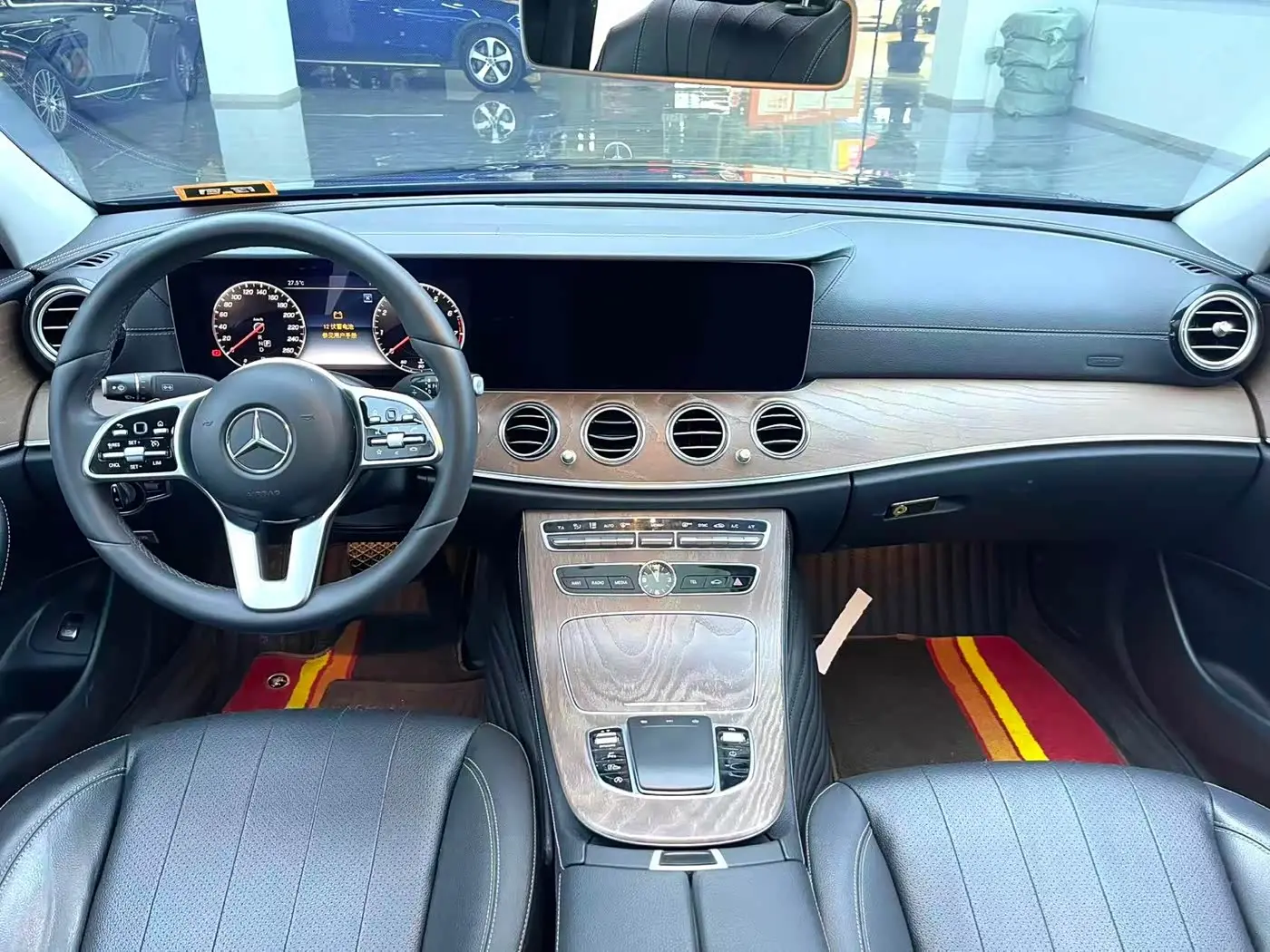 Mercedes-Benz E-Class 2019 — Photo 7/15