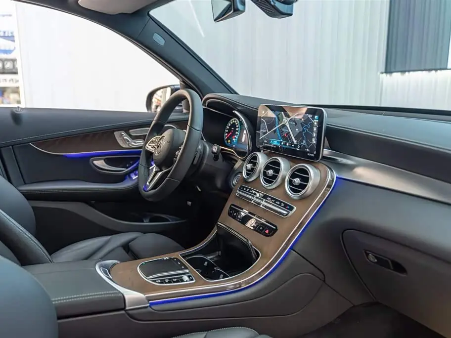 Mercedes-Benz GLC 2022 — Фото 14/20