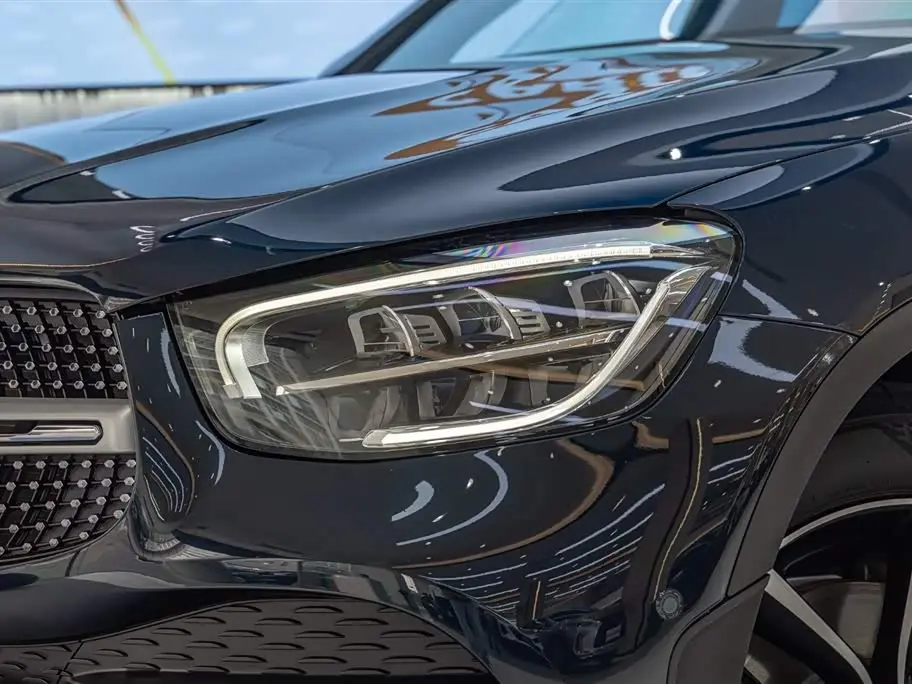 Mercedes-Benz GLC 2022 — Photo 6/20