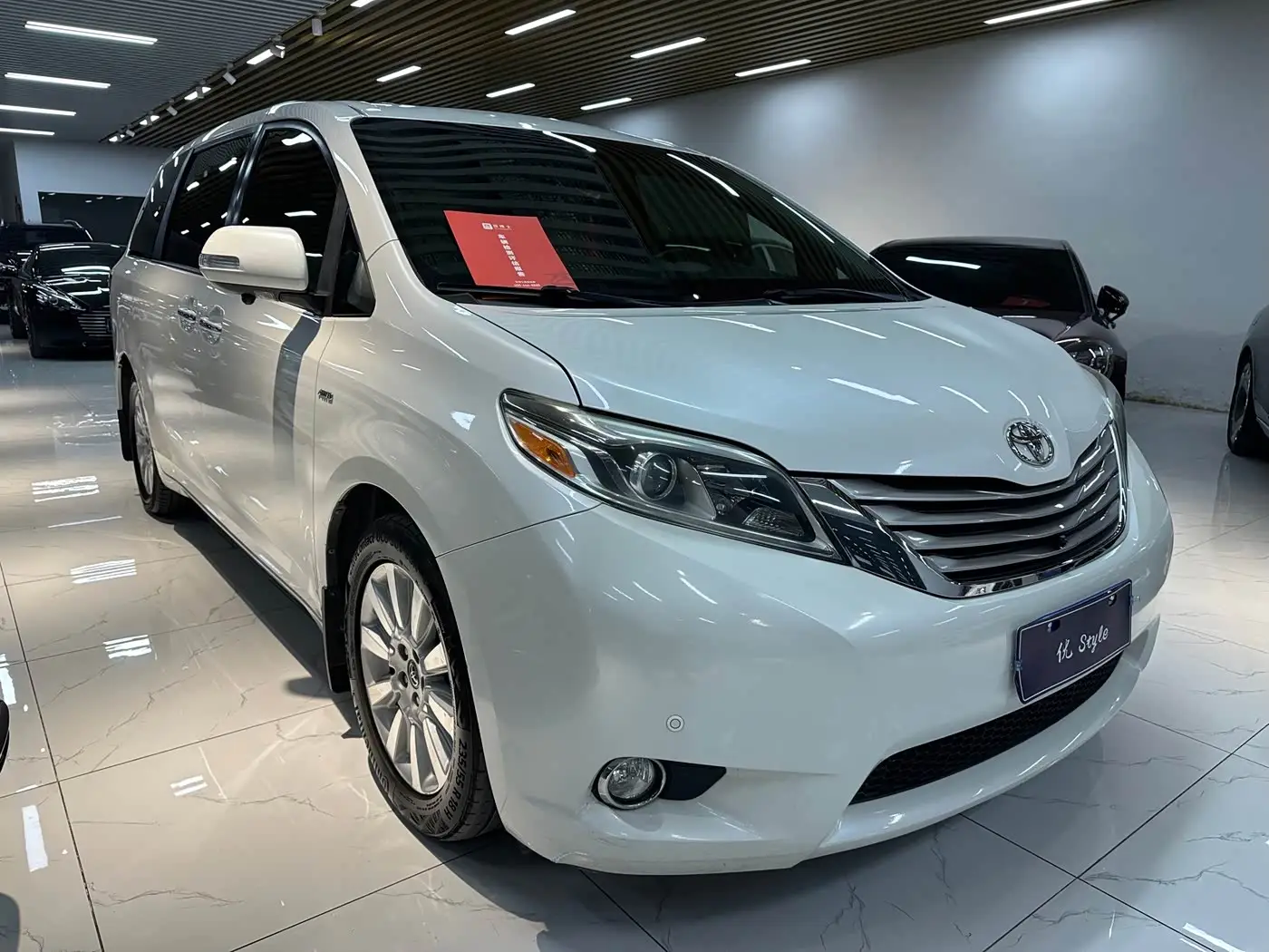 Toyota Sienna, 2017