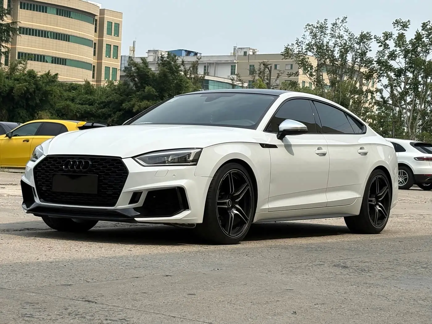 Audi S5 2019 — Photo 1/17