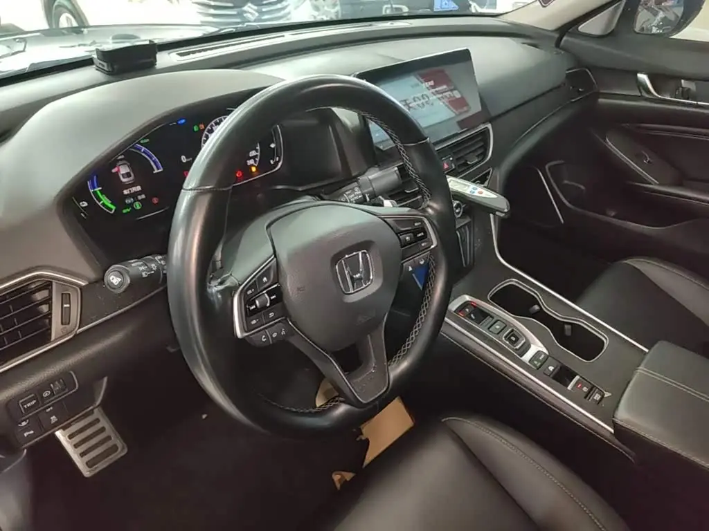 Honda Accord 2021 — Фото 11/20