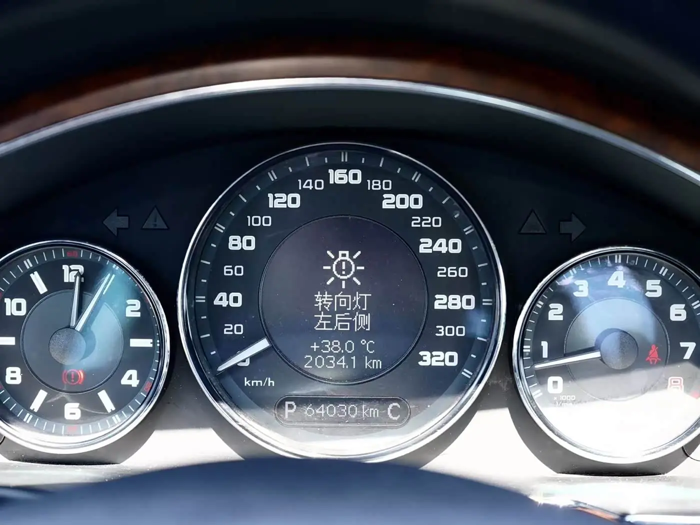 Mercedes-Benz CLS AMG 2009 — Photo 6/16
