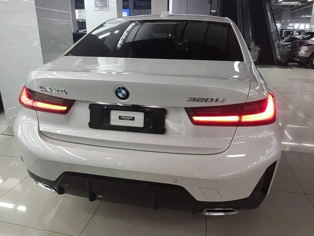 BMW 3 Series 2023 — Şəkil 6/20